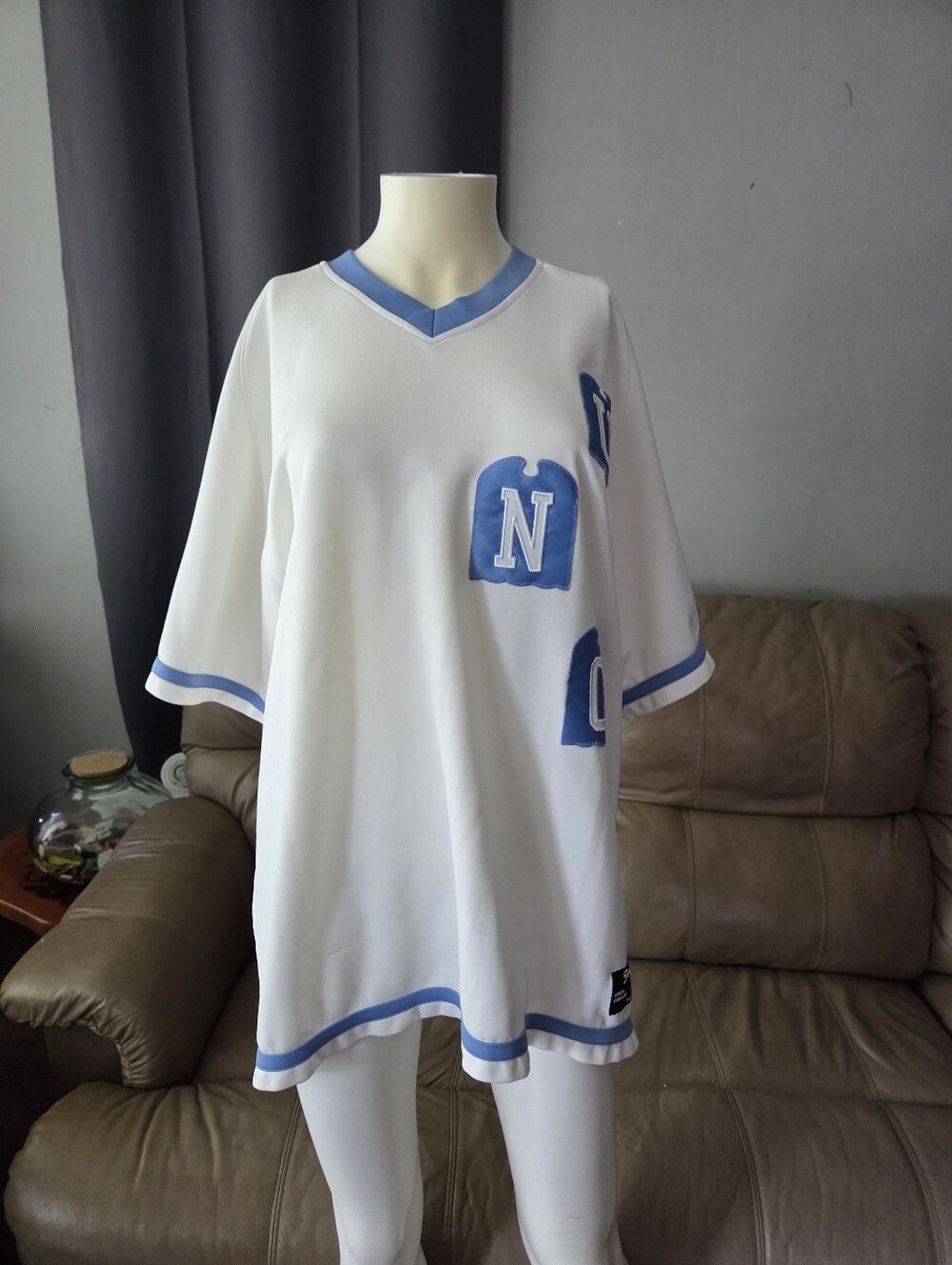 Retro Jordan UNC Shirt Size Large